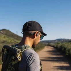 H20 Audio TRI Multi-Sport Headhones PRO -BROOKS Shop 27bygqyrjf