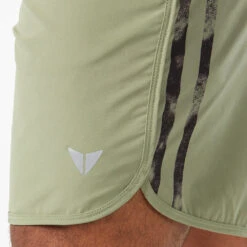 Men's Korsa Everyday Trackster 8" Short -BROOKS Shop 4iojflr26q