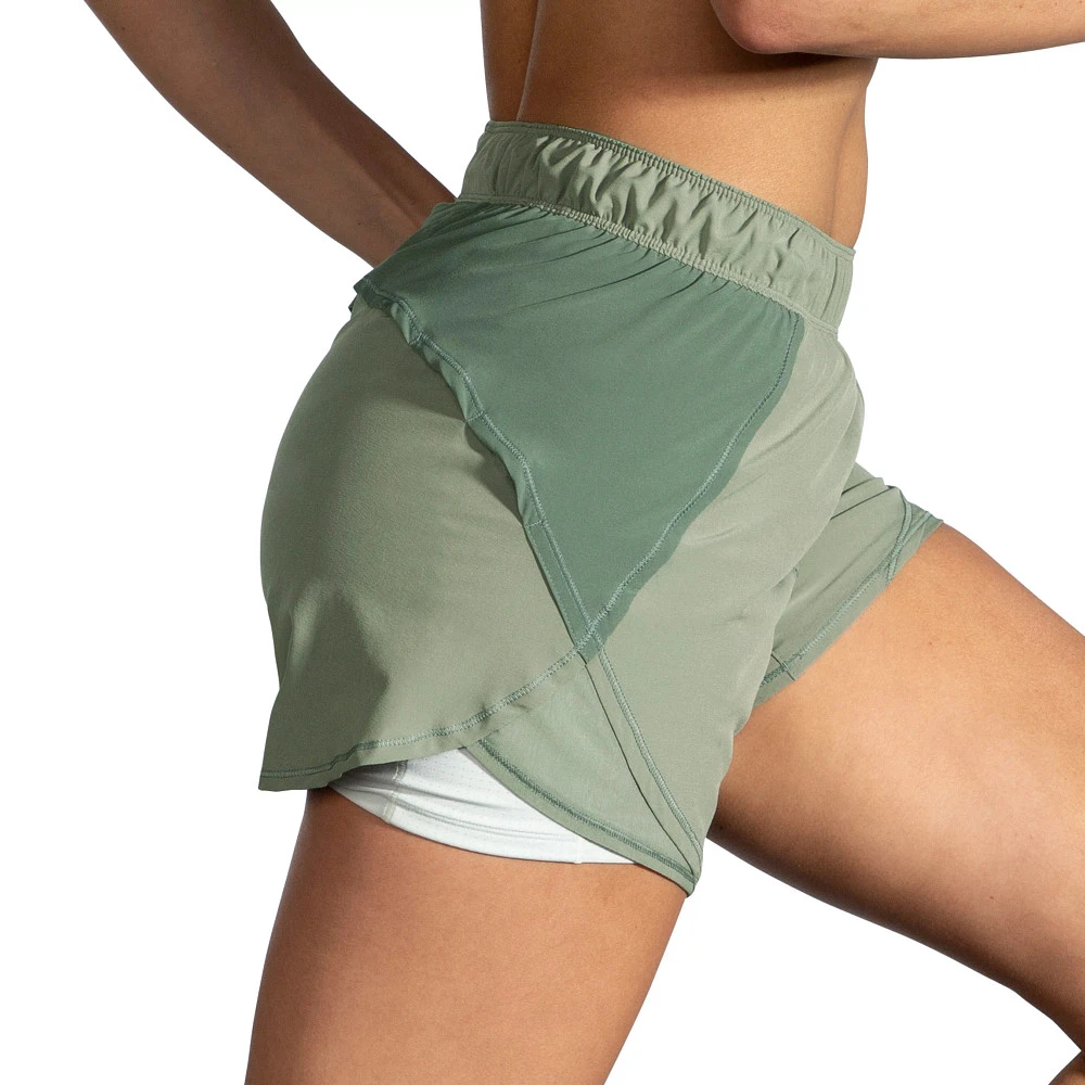 Women's Brooks Chaser 5" 2-in-1 Shorts 3 Women's Brooks Chaser 5" 2-in-1 Shorts - Image 3