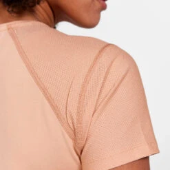 Women's Craft Advance Essence Short Sleeve Slim Tee -BROOKS Shop bmkkuy2cg3
