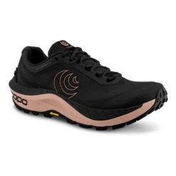 Women's Topo Athletic MTN Racer 3 -BROOKS Shop frjovxubvj