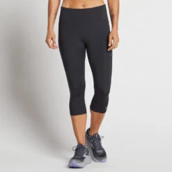 Women's Korsa Recharge 18" Compression Capri 3.0