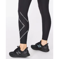Women's 2XU Light Speed Mid-Rise Compression Tights 29 Women's 2XU Light Speed Mid-Rise Compression Tights -BROOKS Shop gnhghpmn2a