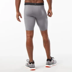 Men's Korsa Accelerate 8" Compression Liner -BROOKS Shop pgeya9ehuq