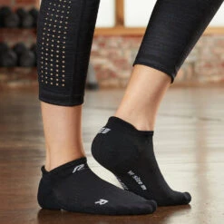 Women's R-Gear CEP Compression Light Cushion No Show Tab 3 Pack Socks -BROOKS Shop ss0ufckjor