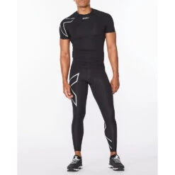 Men's 2XU Core Compression Short Sleeve Top -BROOKS Shop wlwsesfmeo
