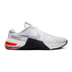 Women's Nike Metcon 8