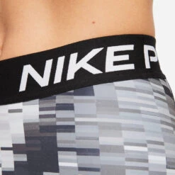 Women's Nike Pro Dri-FIT Glitchy Print 3" Short -BROOKS Shop y8upai1o4a